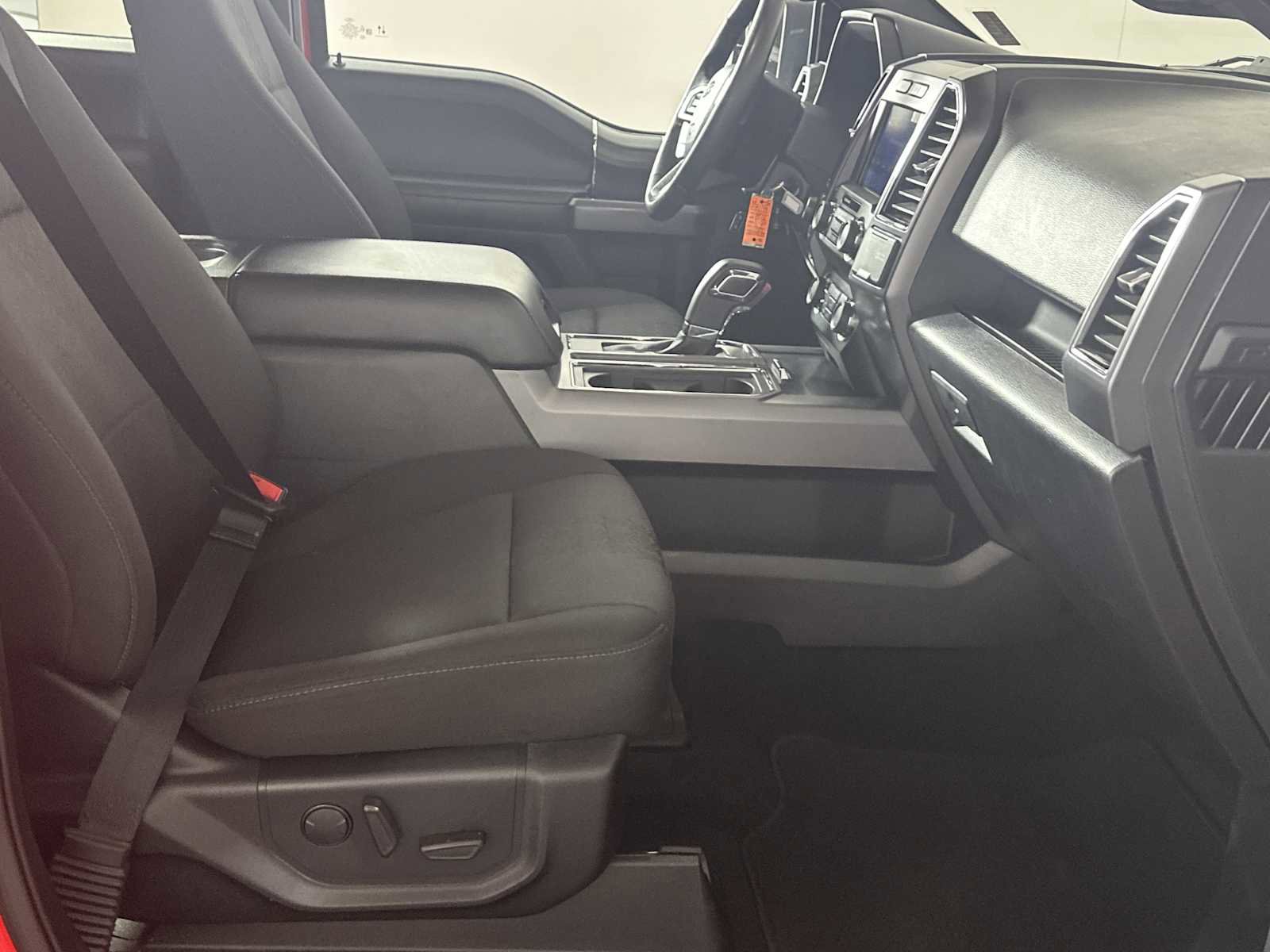 Used 2020 Ford F150 XLT w/ Equipment Group 302A Luxury image 16