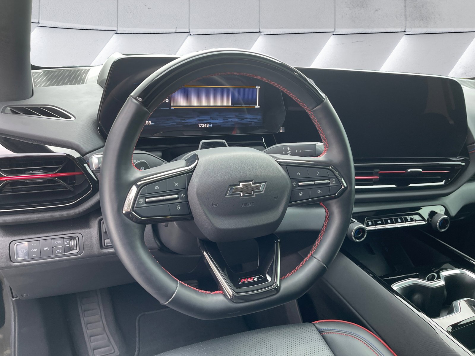 Used 2024 Chevrolet Silverado EV RST image 13