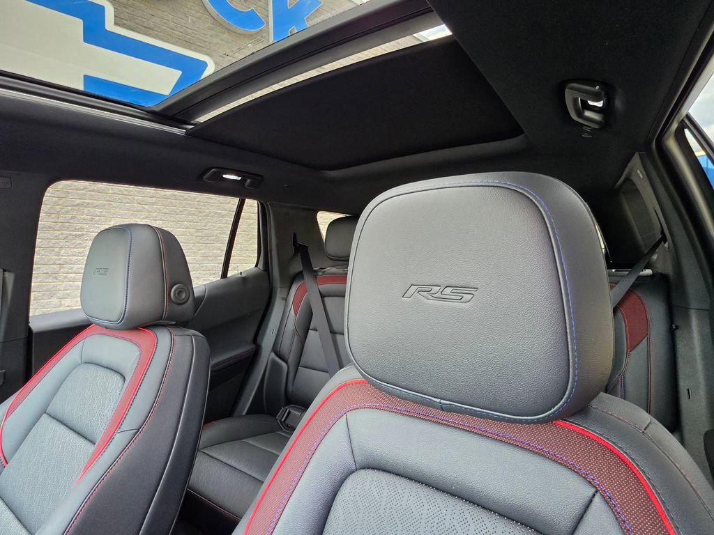 New 2026 Chevrolet Equinox RS w/ Convenience Package III image 16