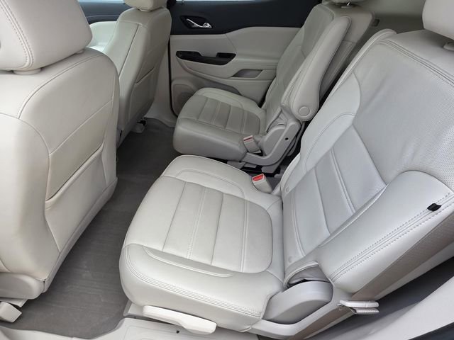 Used 2023 GMC Acadia Denali w/ Denali Ultimate Package image 10