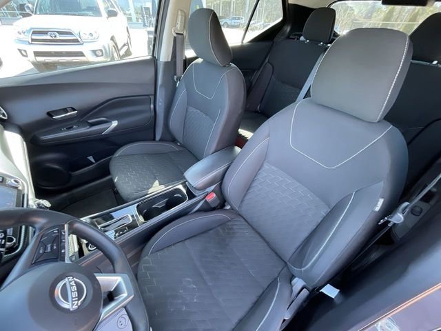 Used 2022 Nissan Kicks SV image 15