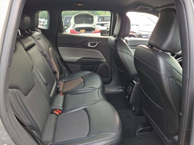 Certified 2024 Jeep Compass Latitude AWD/4WD image 15