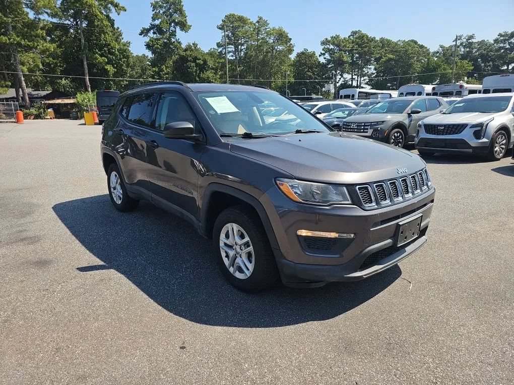 Used 2018 Jeep Compass Sport AWD/4WD image 9