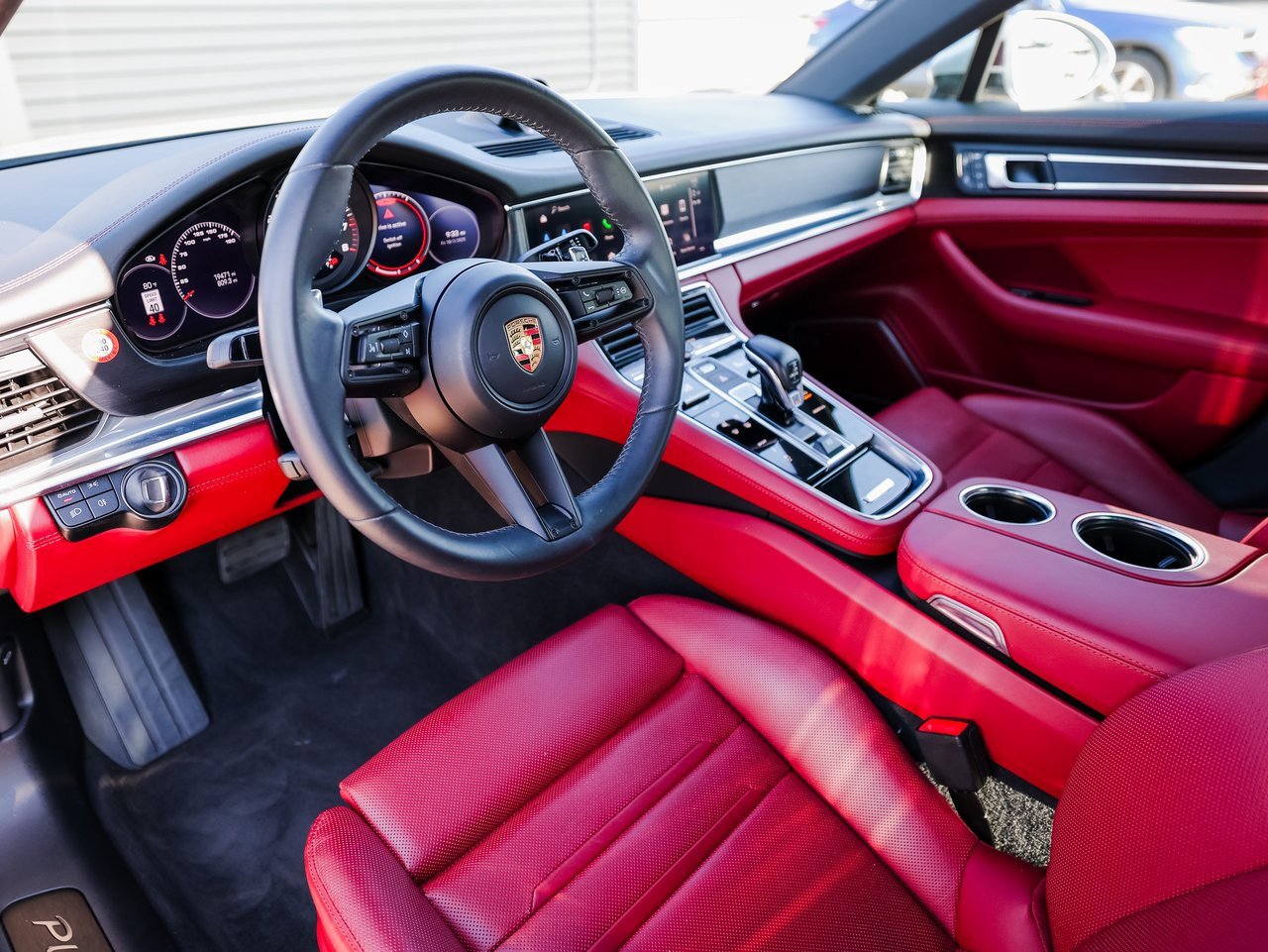 Certified 2023 Porsche Panamera Platinum Edition image 4