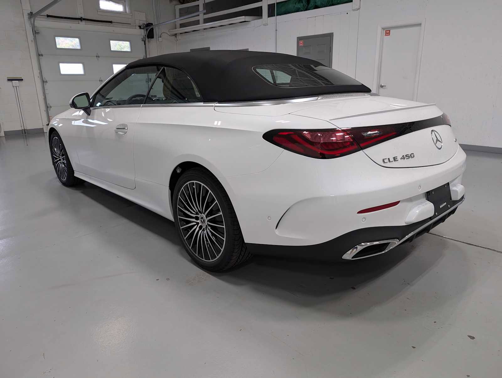 Certified 2026 Mercedes-Benz CLE 450 4MATIC Cabriolet image 17