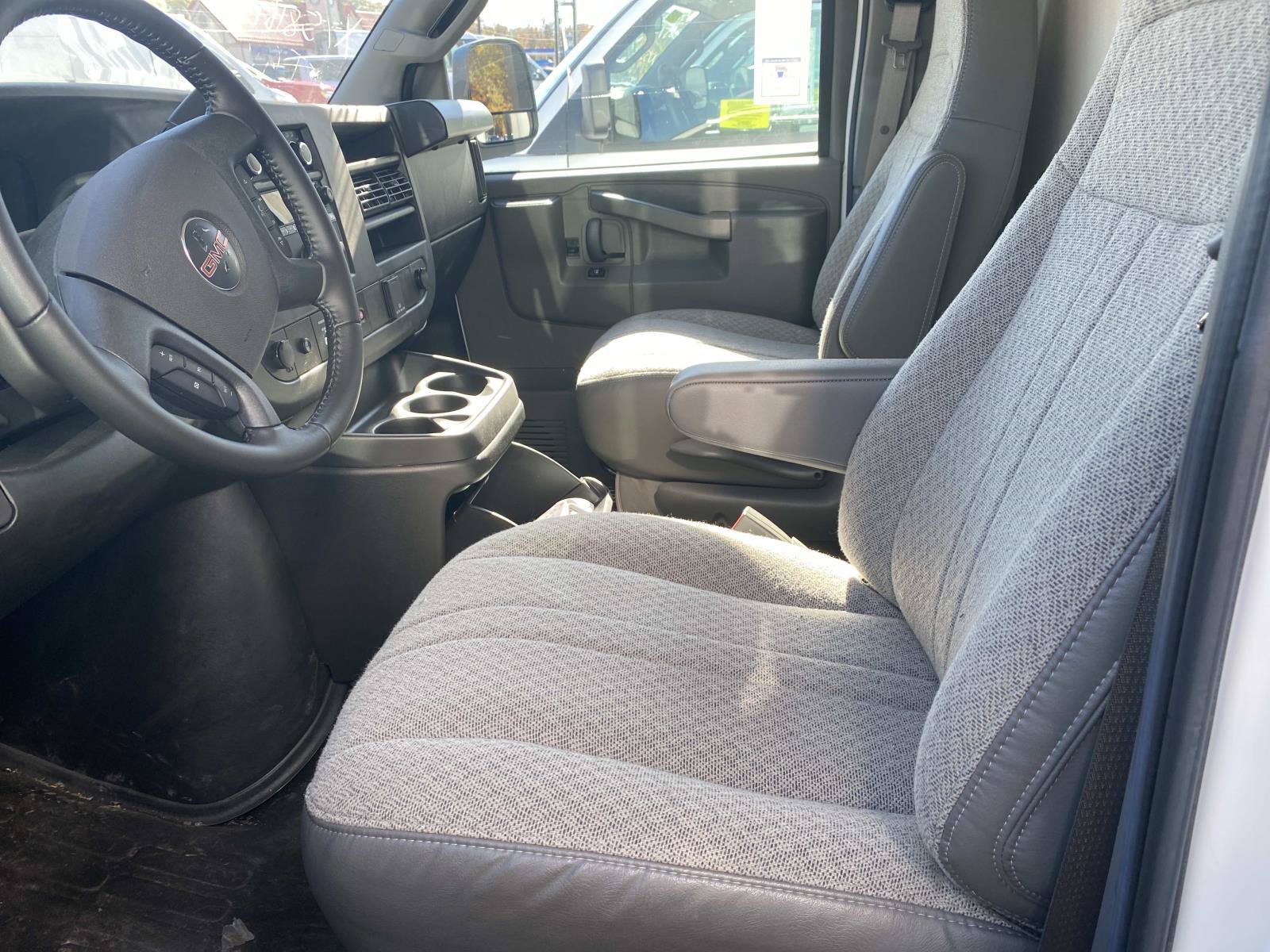 New 2023 GMC Savana 3500 w/ Power Convenience Package RWD image 5