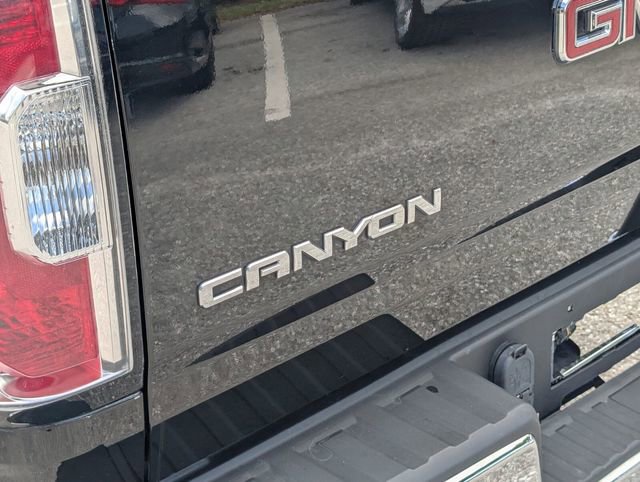 Certified 2018 GMC Canyon W/T w/ Convenience Package image 15
