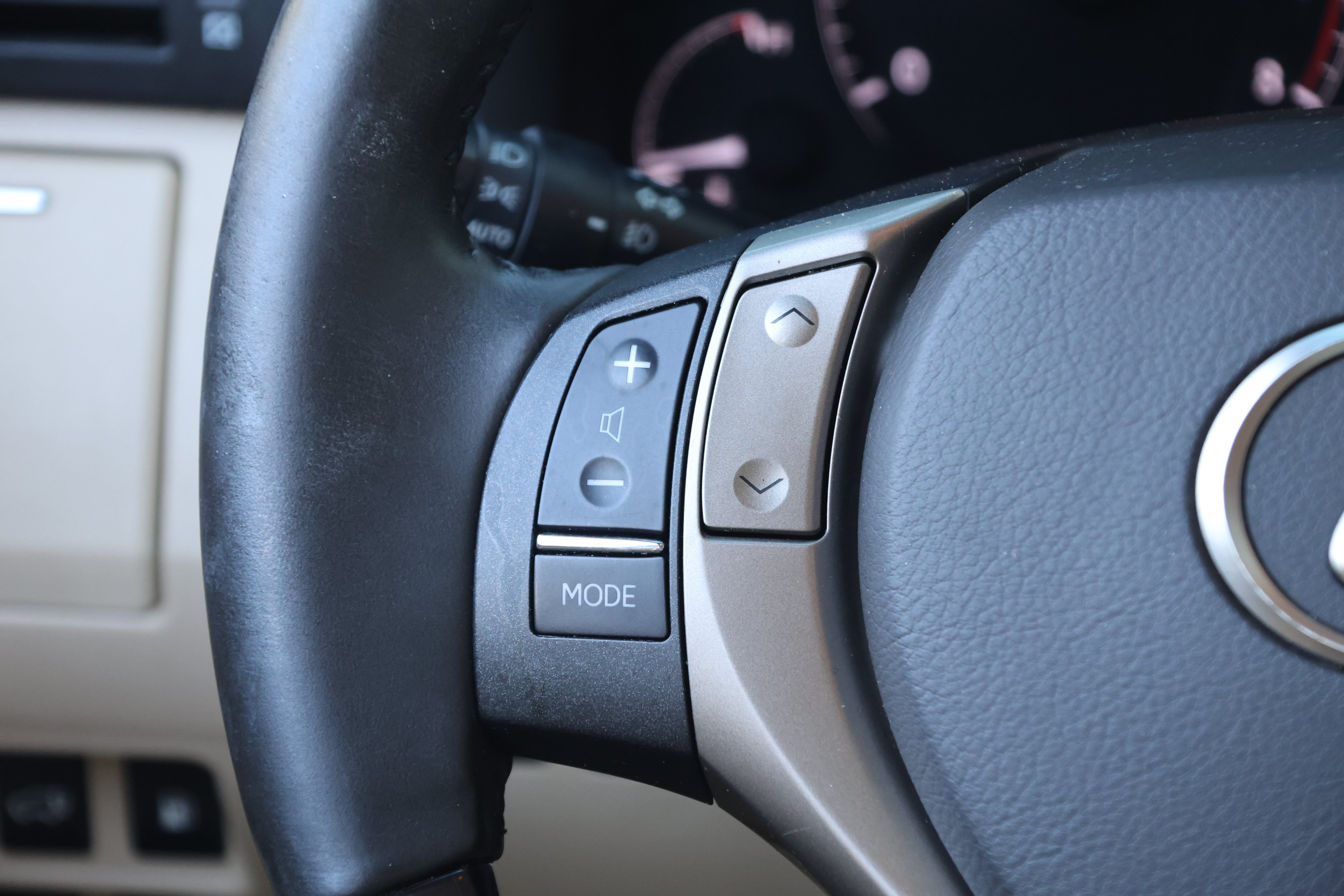Used 2013 Lexus RX 350 AWD w/ Premium Pkg image 30