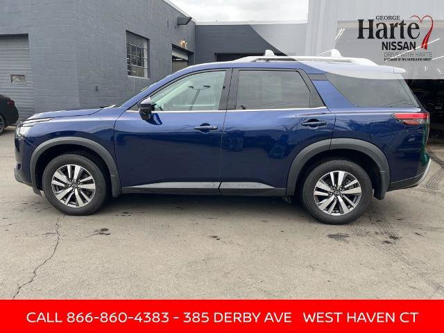 Certified 2024 Nissan Pathfinder SL AWD/4WD image 6