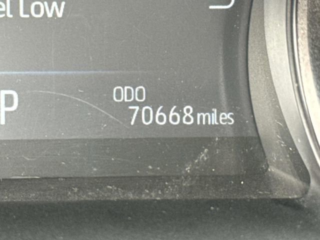 Used 2022 Toyota Camry XSE FWD image 26