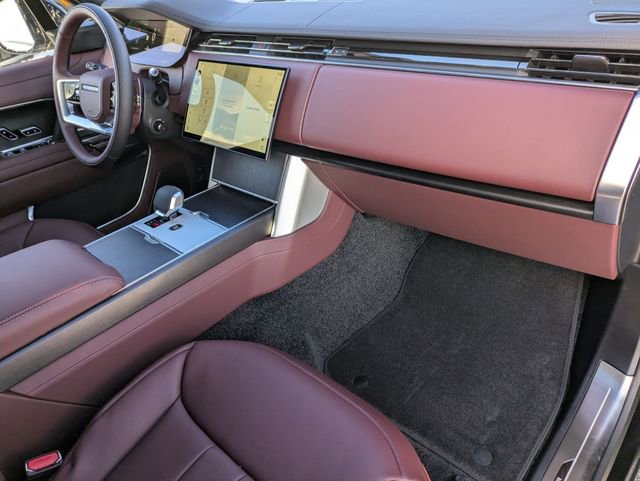 New 2026 Land Rover Range Rover SE image 19
