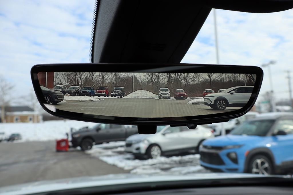 Used 2022 Chevrolet Traverse High Country image 29