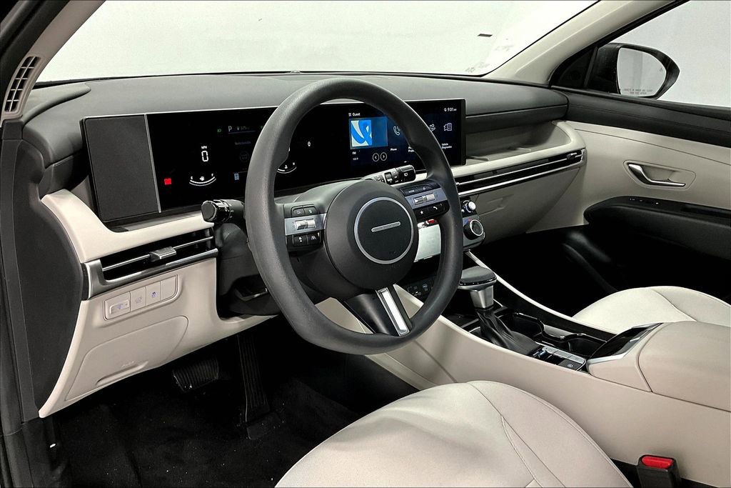 Used 2025 Hyundai Tucson SEL image 16