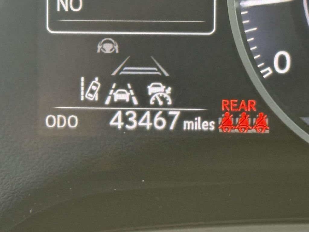 Used 2023 Lexus RX 350 Premium w/ Cold Area Package AWD/4WD image 31