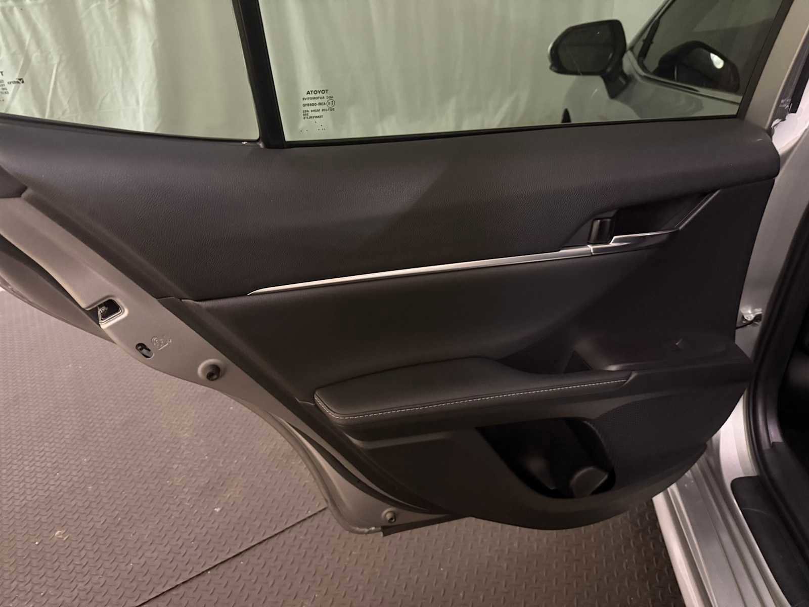Used 2022 Toyota Camry XSE FWD image 23