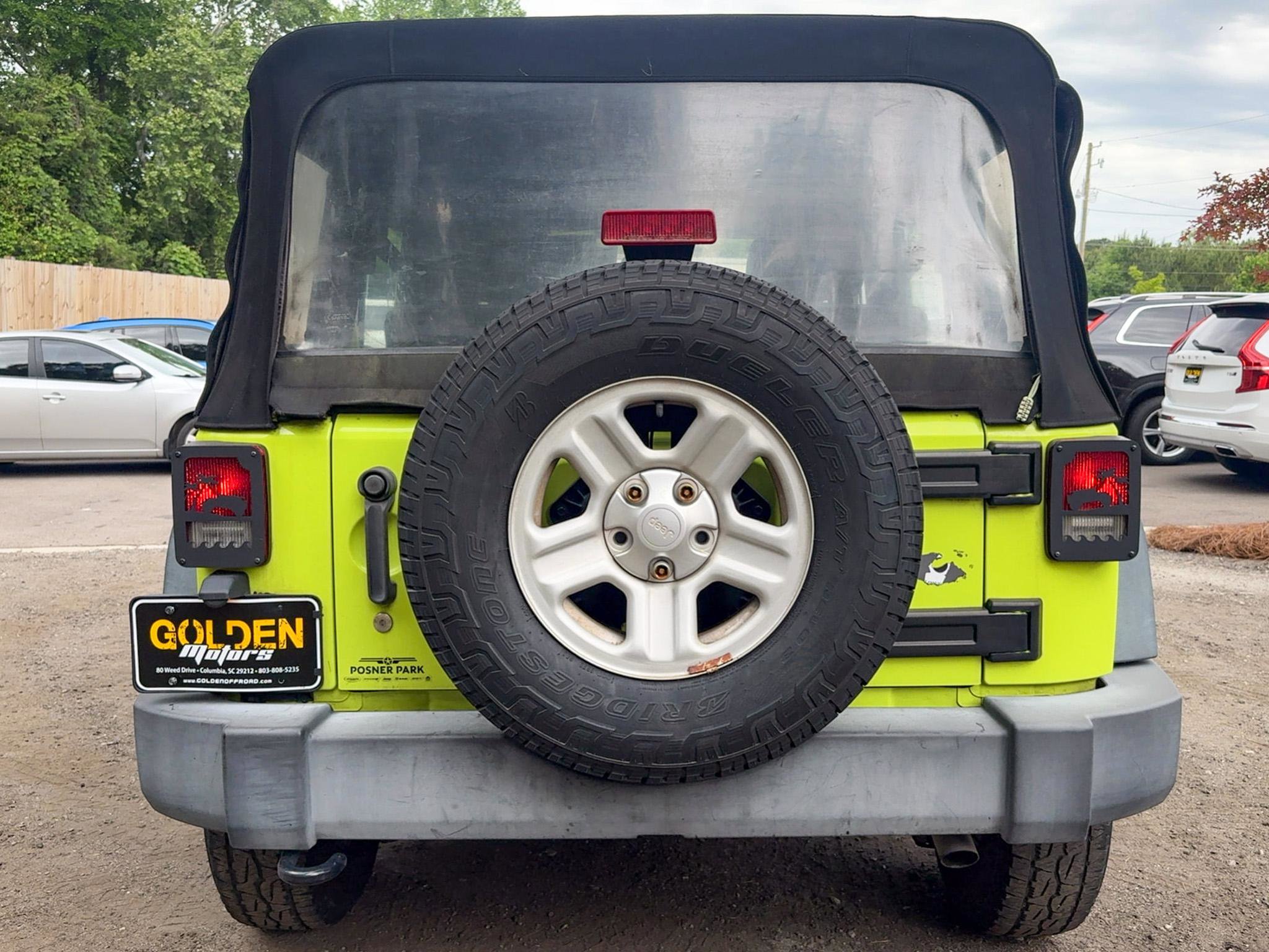 Used 2016 Jeep Wrangler Unlimited Sport w/ Connectivity Group AWD/4WD image 7