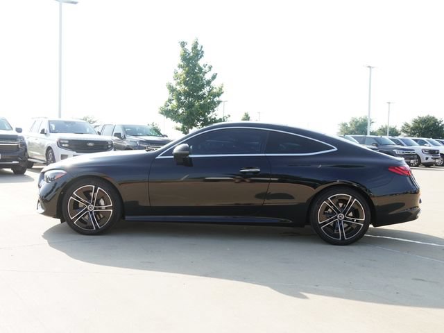 Used 2024 Mercedes-Benz CLE 300 4MATIC Coupe image 6