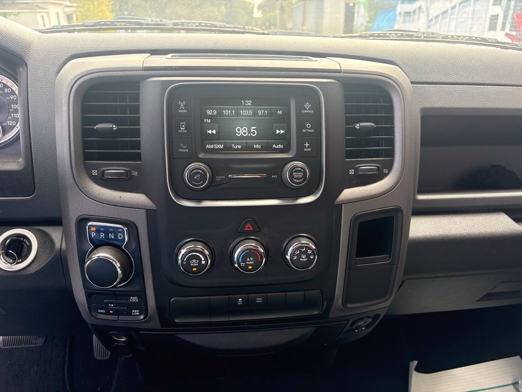 Used 2018 RAM 1500 Express w/ Express Value Package AWD/4WD image 19