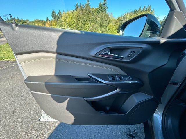 New 2026 Chevrolet Trax ACTIV w/ Sunroof Package image 21
