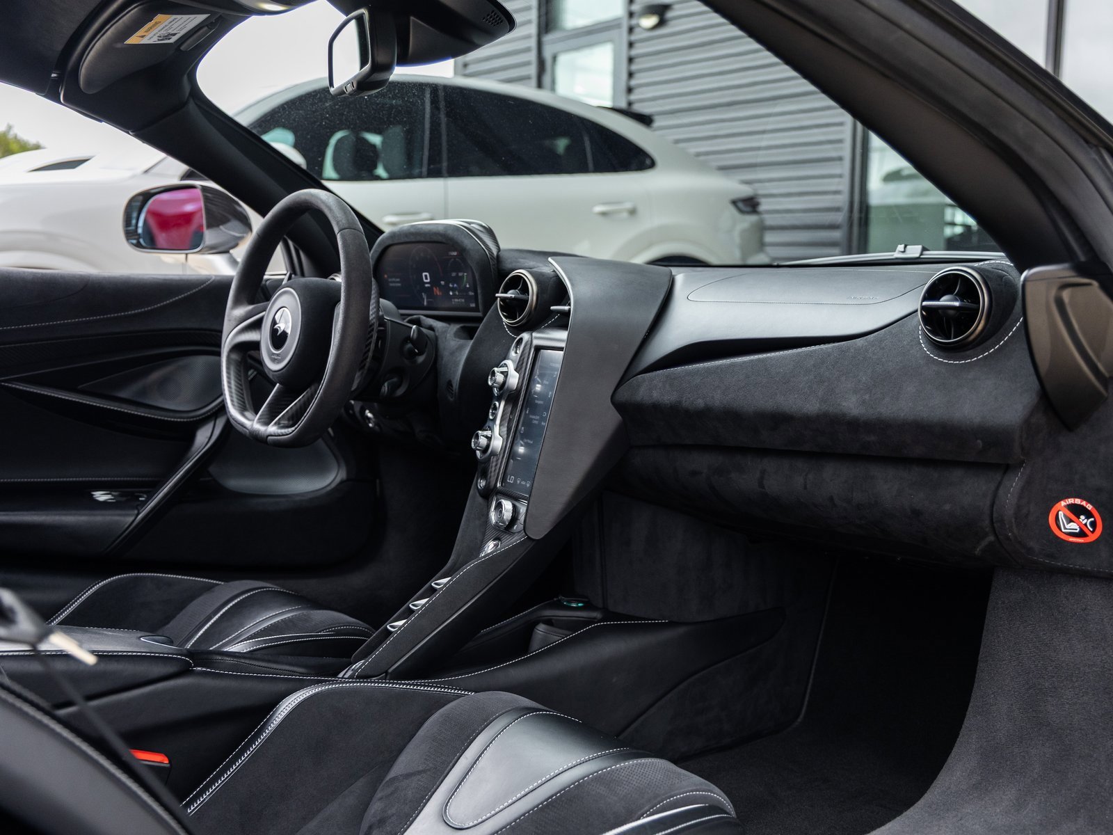 Used 2020 McLaren 720S Spider image 42