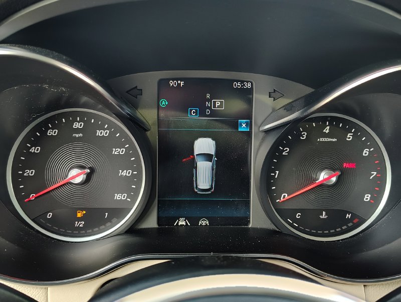Used 2020 Mercedes-Benz GLC 300 4MATIC image 14