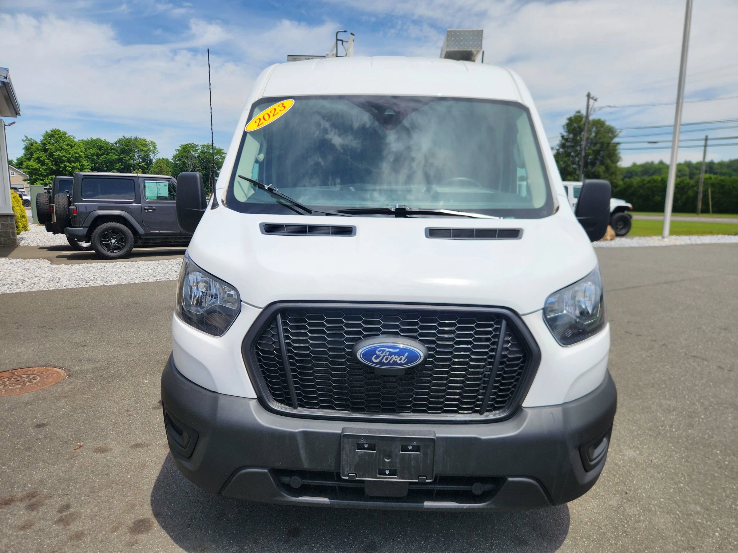 Used 2023 Ford Transit 250 Medium Roof AWD w/ Load Area Protection Package image 20