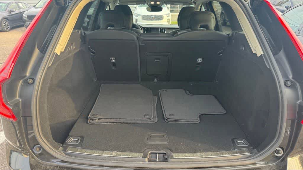Used 2024 Volvo XC60 B5 Plus w/ Climate Package AWD/4WD image 13