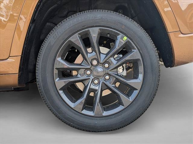 New 2026 Jeep Grand Cherokee Limited AWD/4WD image 10