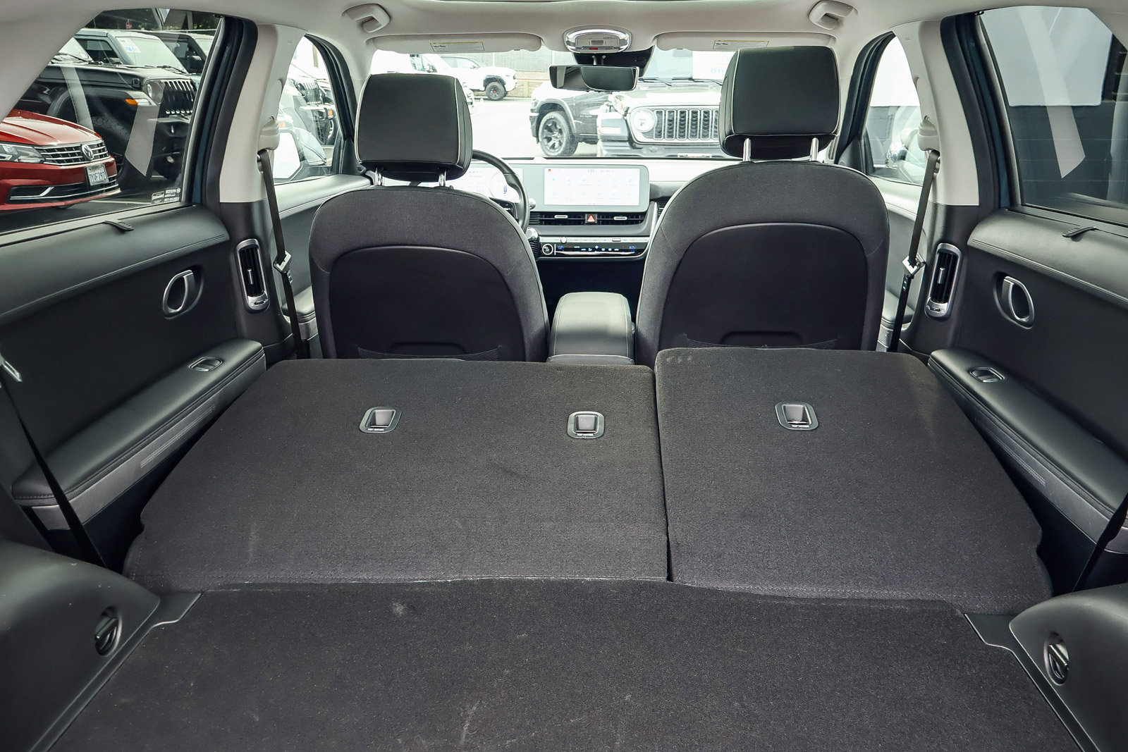 Used 2024 Hyundai Ioniq 5 Limited image 19