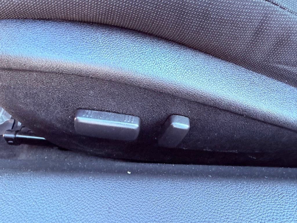 Used 2014 Chevrolet Camaro LT image 19