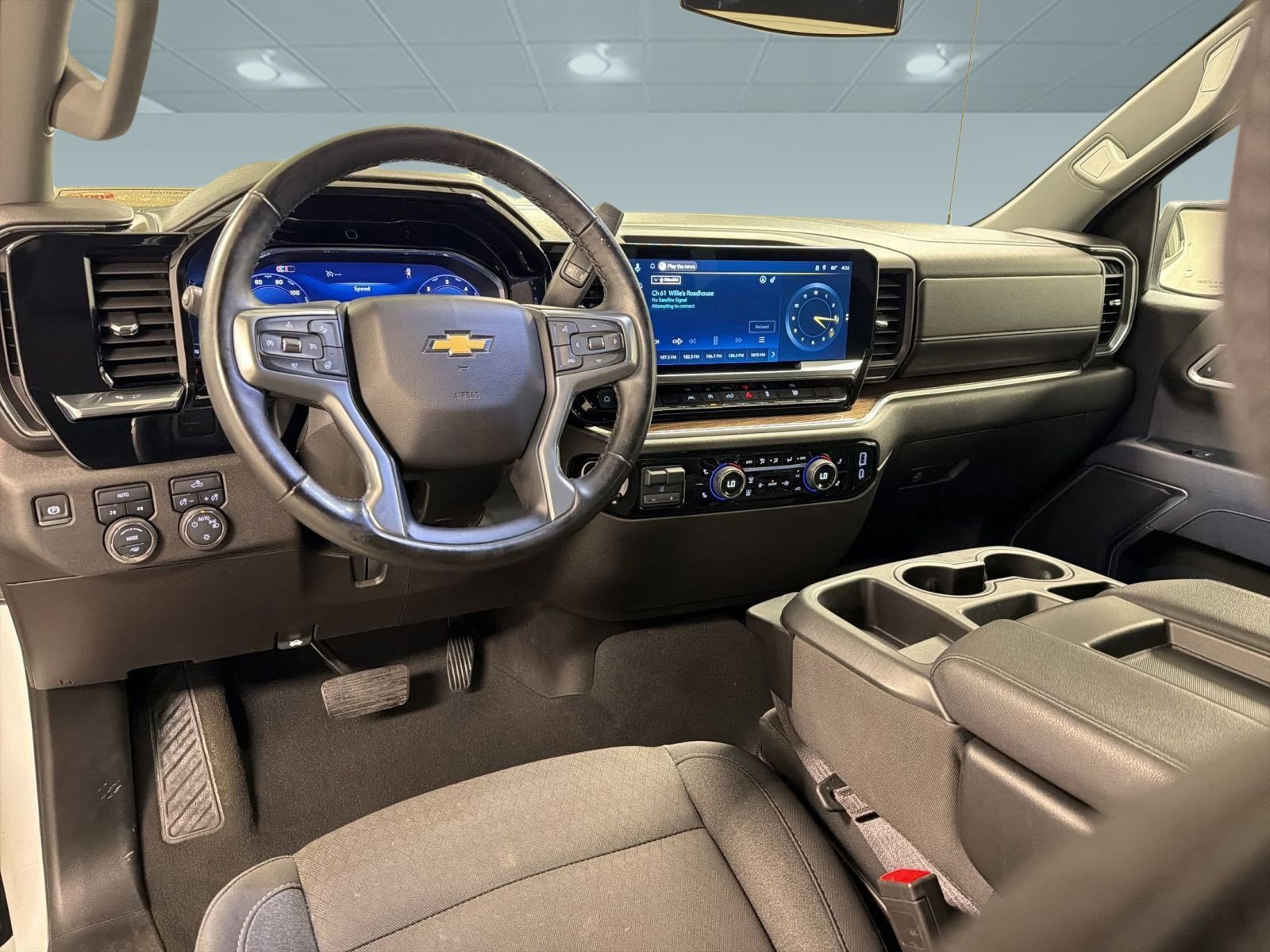 Certified 2025 Chevrolet Silverado 1500 LT image 28