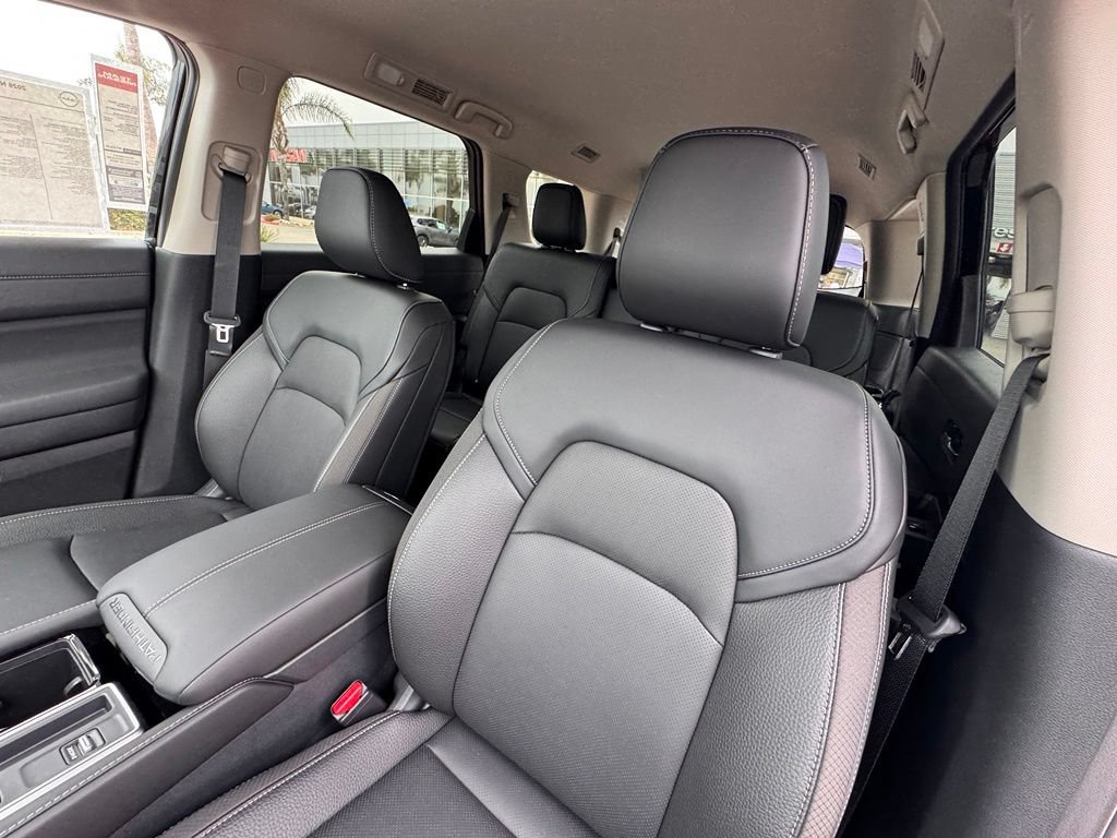 New 2026 Nissan Pathfinder SL FWD image 13