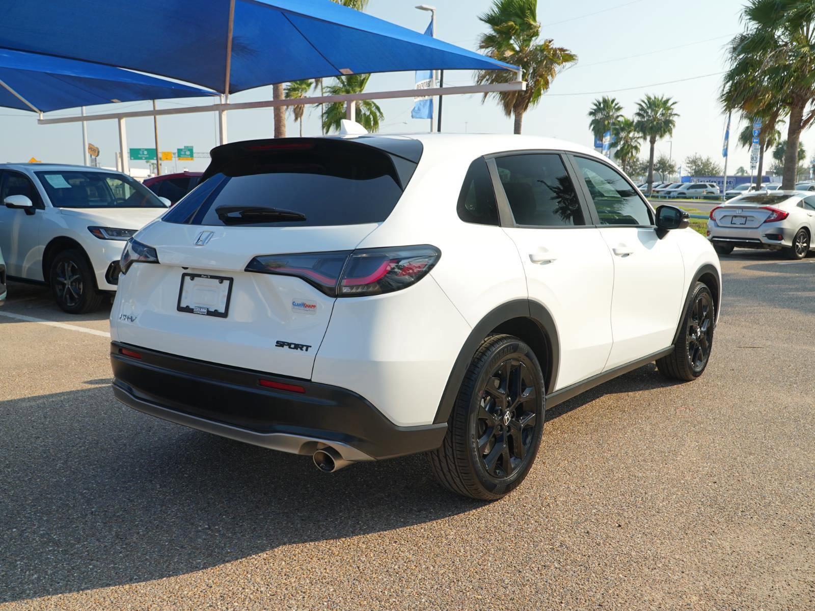 Used 2023 Honda HR-V Sport image 5