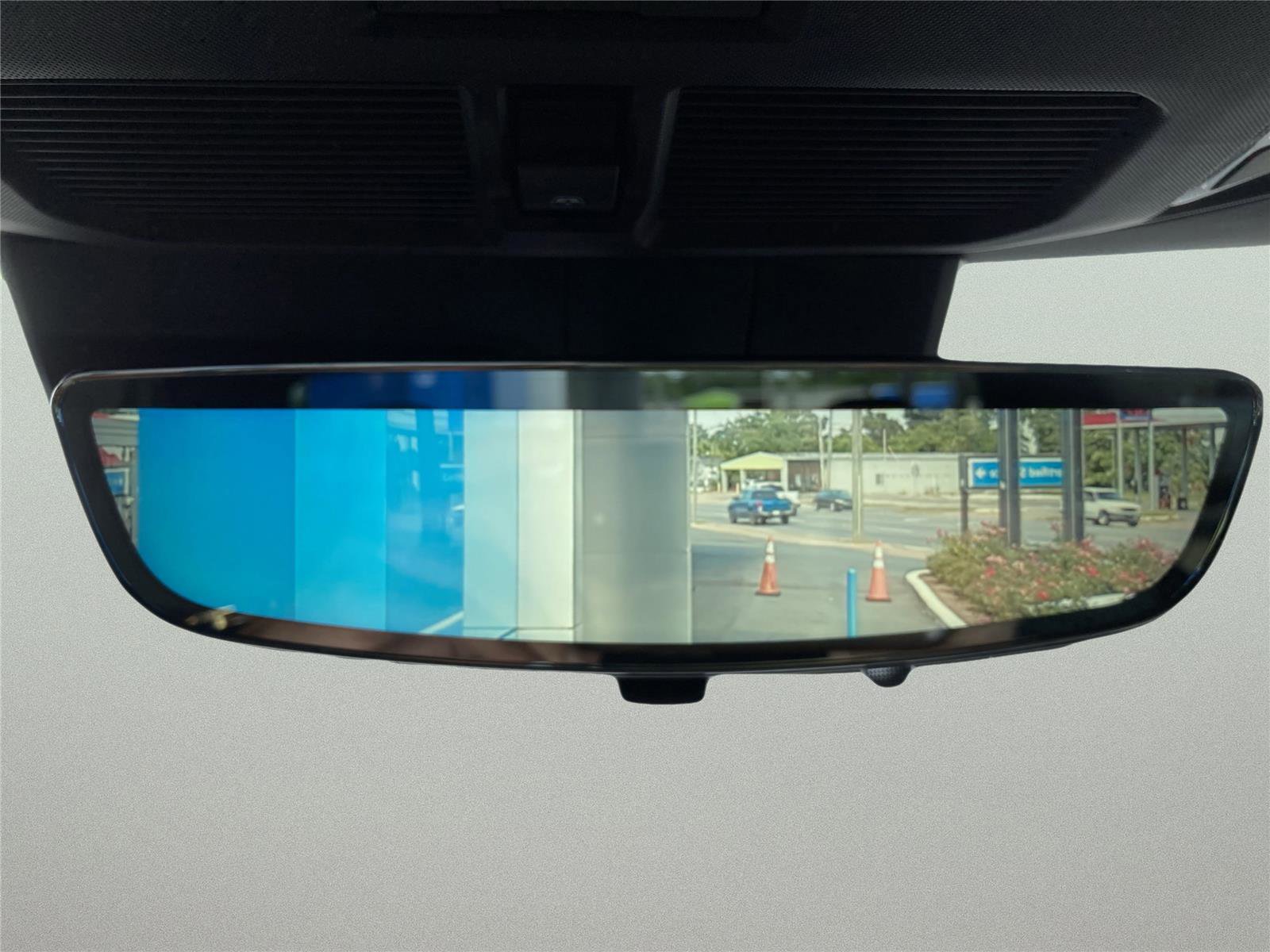 New 2025 GMC Hummer EV 3X w/ LPO, Dark Essentials Package image 33