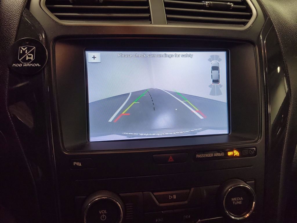 Used 2019 Ford Explorer XLT w/ Equipment Group 202A image 19