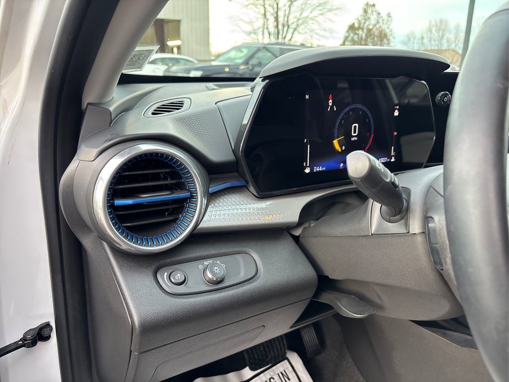 Used 2024 Chevrolet Trax LT w/ Driver Confidence Package image 33