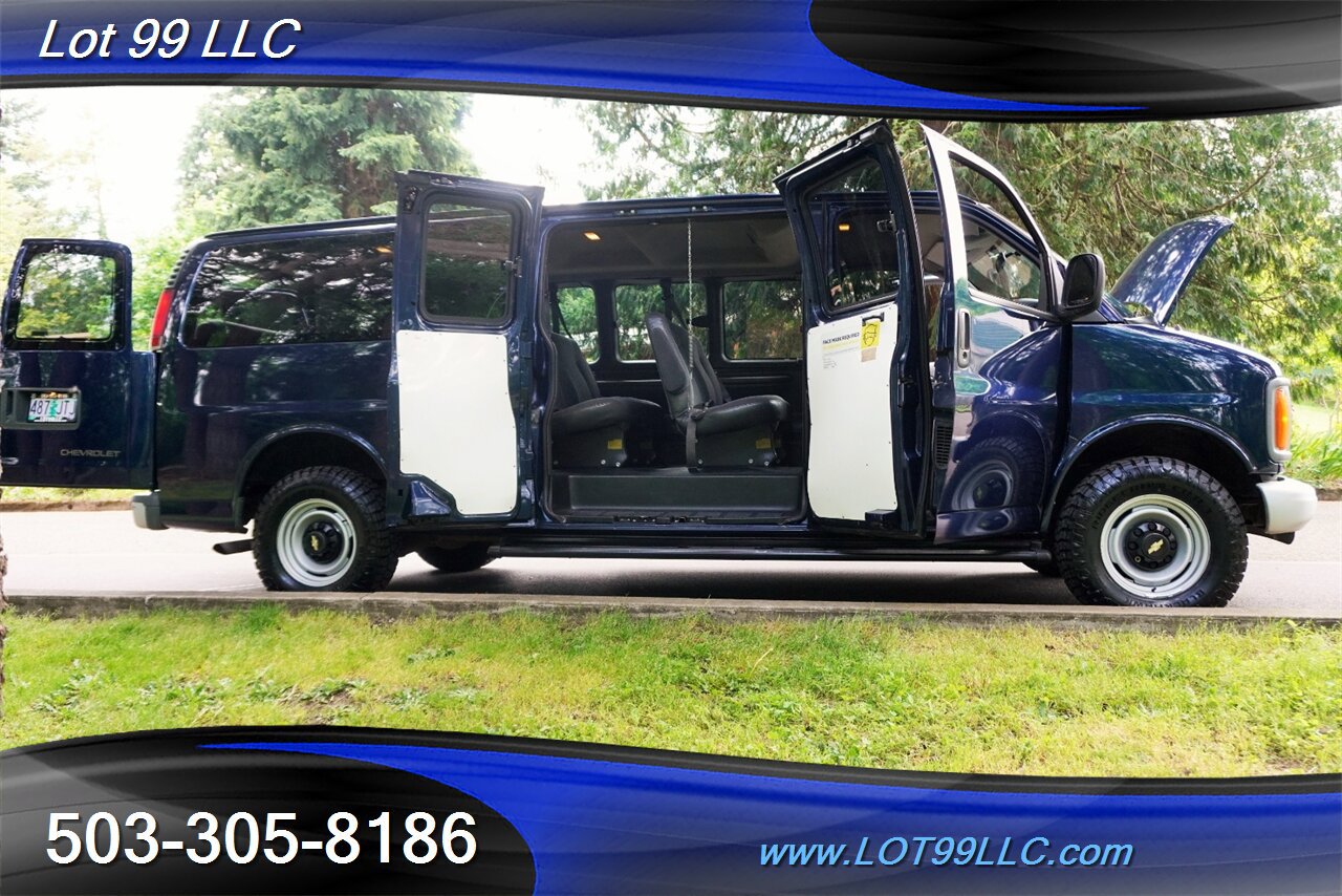 Used 2001 Chevrolet Express 3500 Extended Passenger w/ Convenience Pkg RWD image 27