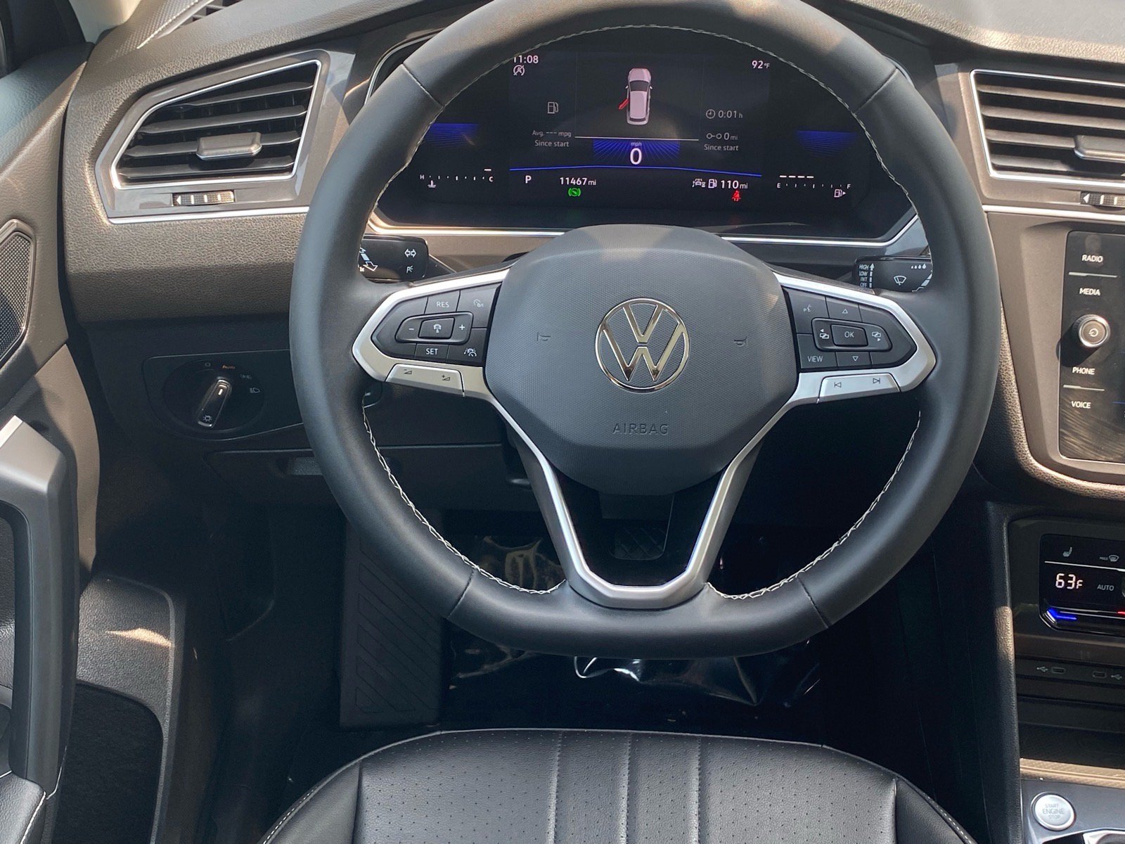 Certified 2023 Volkswagen Tiguan SE w/ Panoramic Sunroof Package FWD image 6