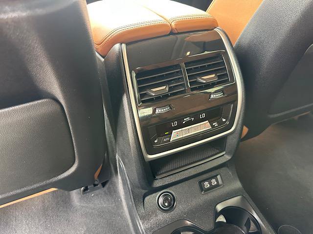 Certified 2023 BMW X7 xDrive40i w/ Premium Package AWD/4WD image 22