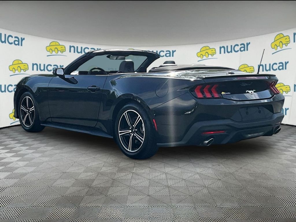 Used 2025 Ford Mustang Premium RWD image 4
