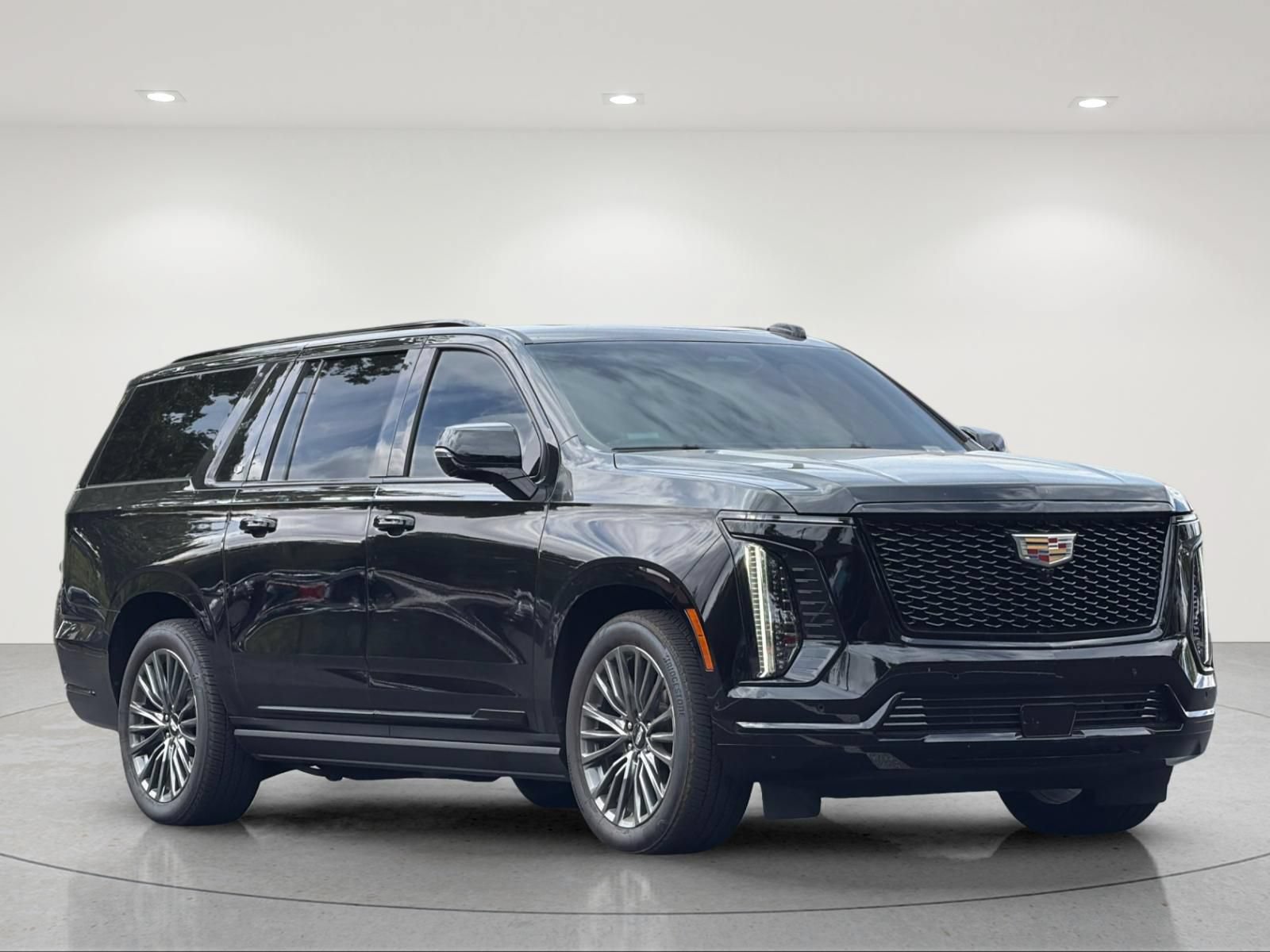 Used 2025 Cadillac Escalade ESV Sport Platinum w/ LPO, Floor Liner Package AWD/4WD image 7