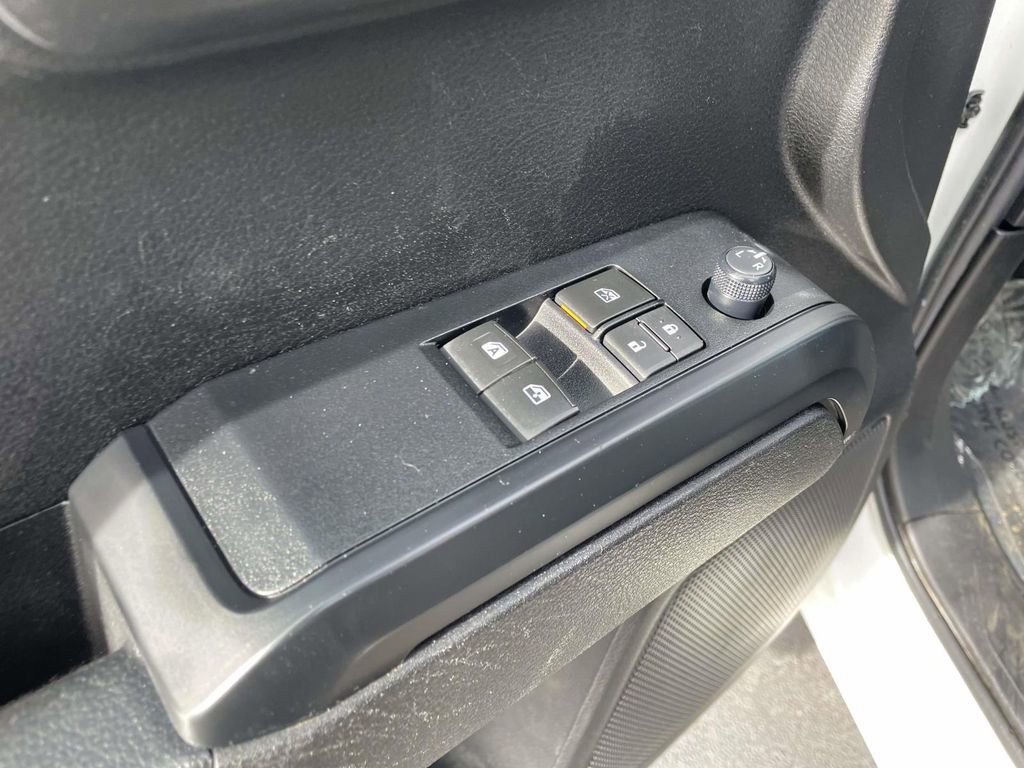 Used 2022 Toyota Tacoma SR image 28