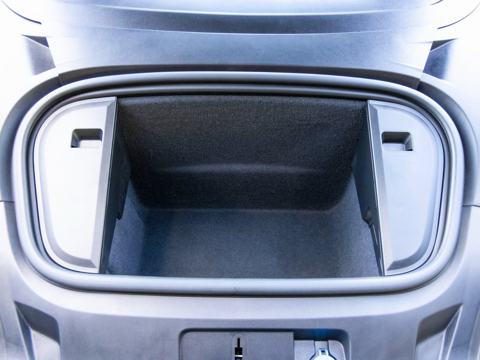 Certified 2025 Porsche Taycan GTS image 62