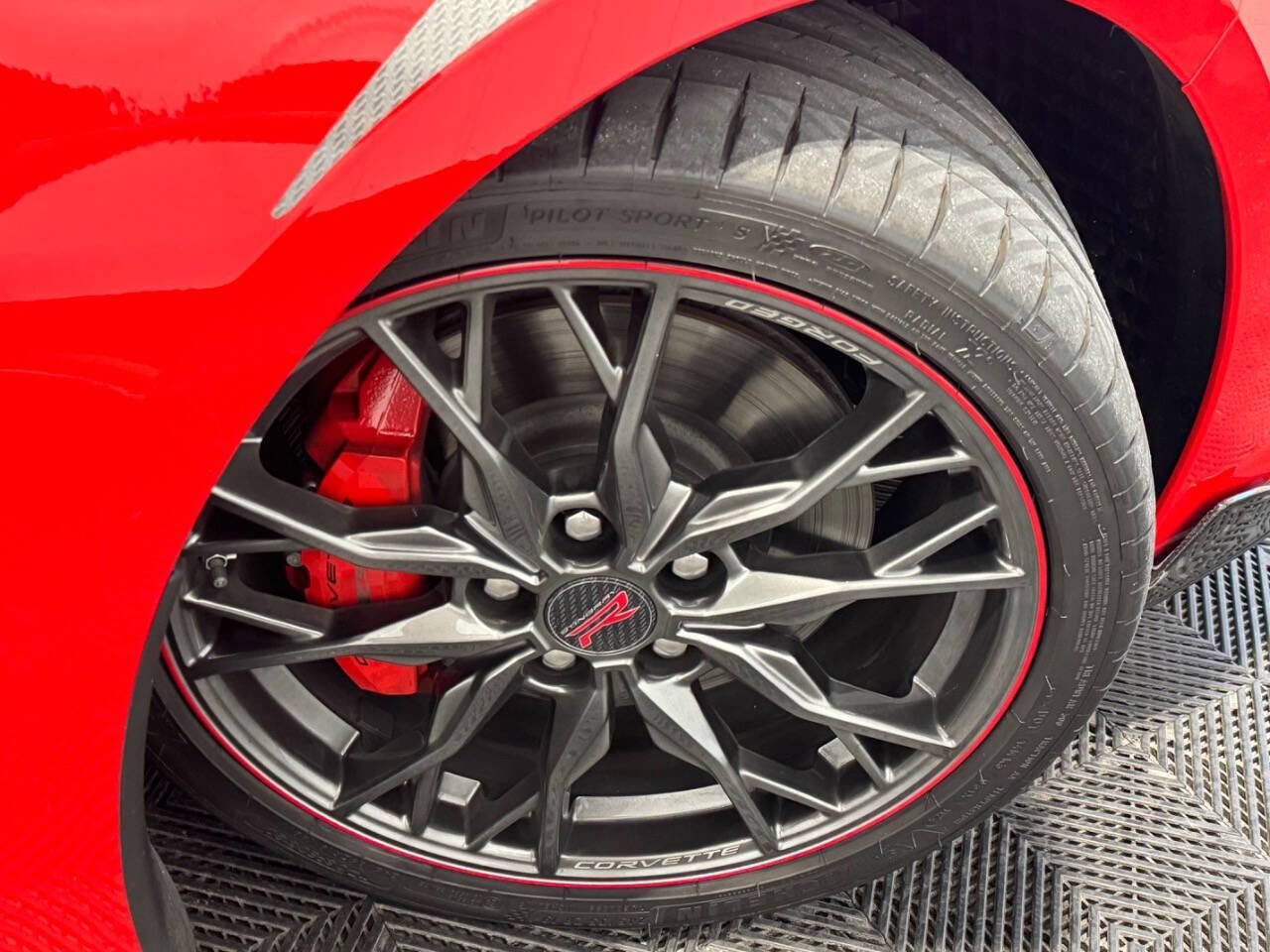 Used 2024 Chevrolet Corvette Stingray Premium Conv w/ Z51 Performance Package image 68