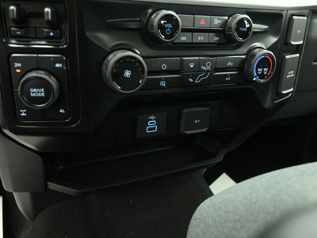 New 2026 Ford F350 XLT image 17