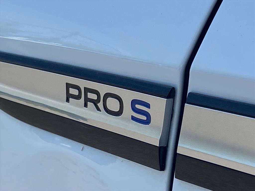 Certified 2022 Volkswagen ID.4 Pro S image 4
