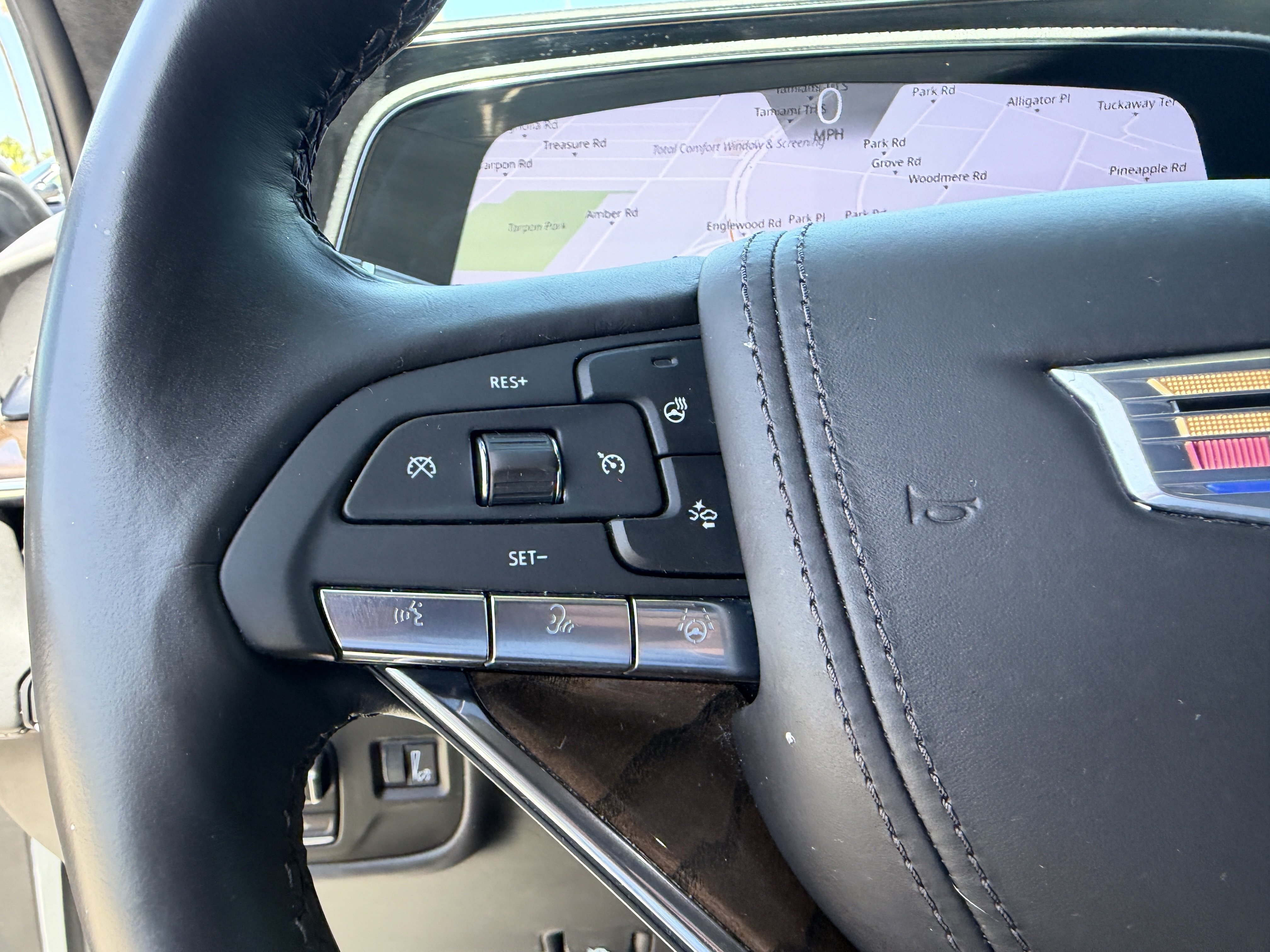 Certified 2024 Cadillac Escalade ESV Sport Platinum w/ LPO, ONYX Package AWD/4WD image 31