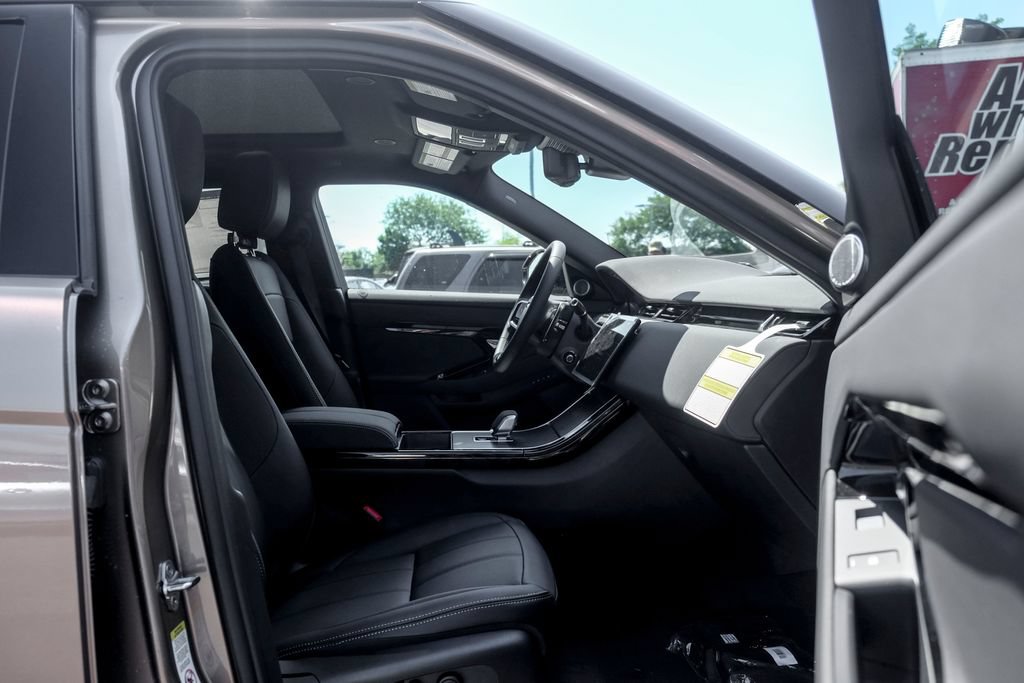 New 2026 Land Rover Range Rover Evoque Hoxton AWD/4WD image 22