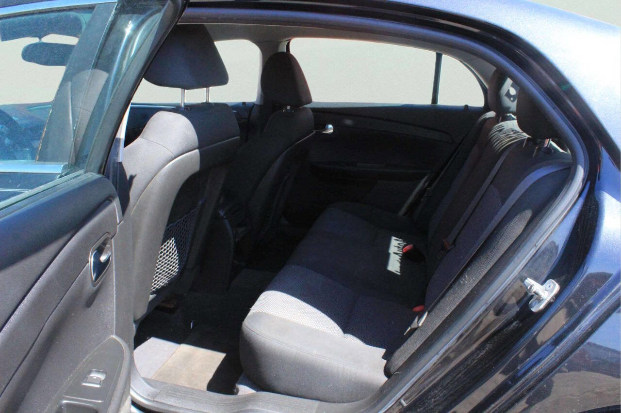 Used 2011 Chevrolet Malibu LT w/ Power Convenience Package FWD image 7