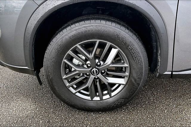 Certified 2025 Nissan Rogue S image 30